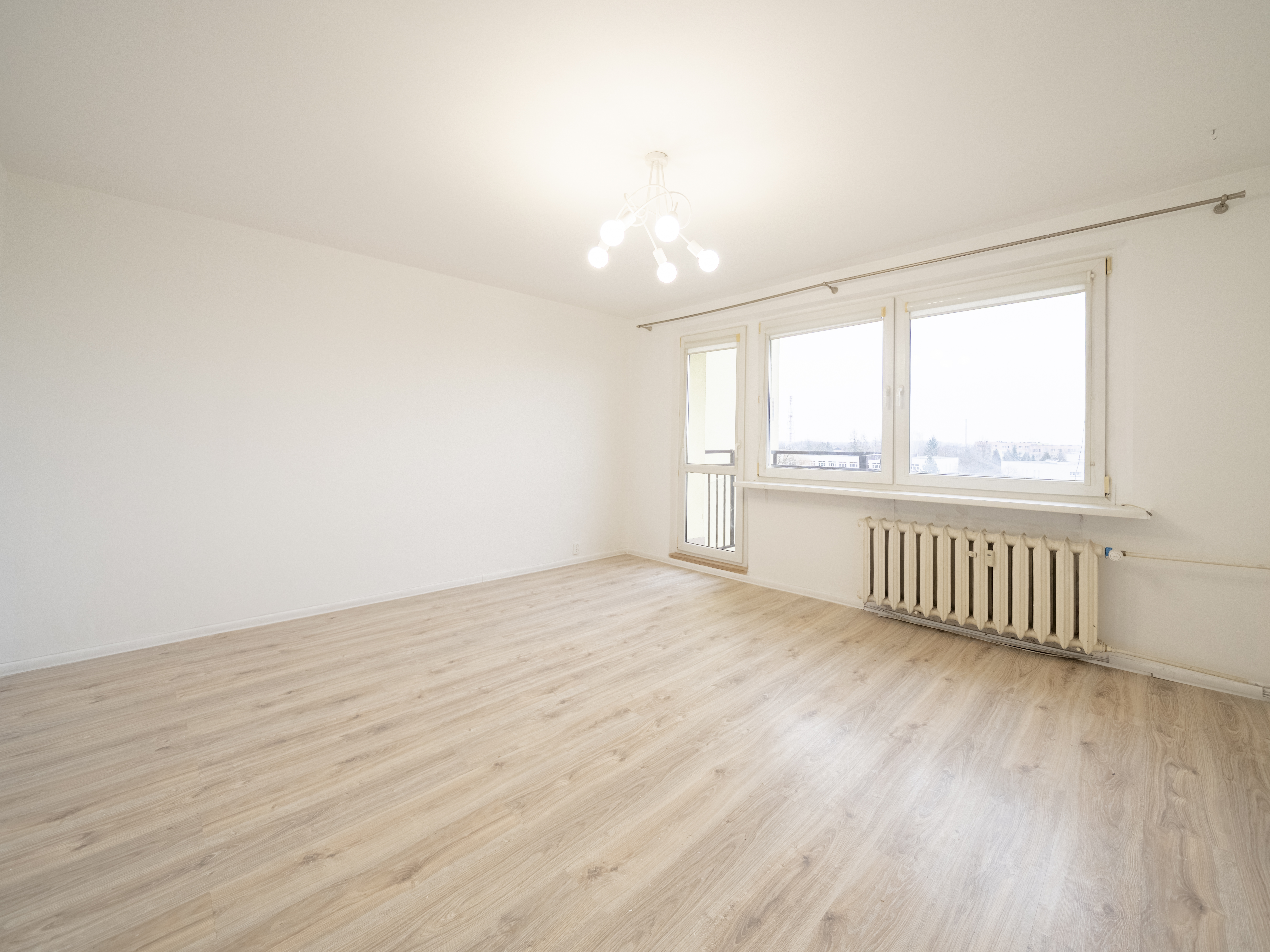 Bytom Stroszek, Hlonda 3 pokoje z balkonem